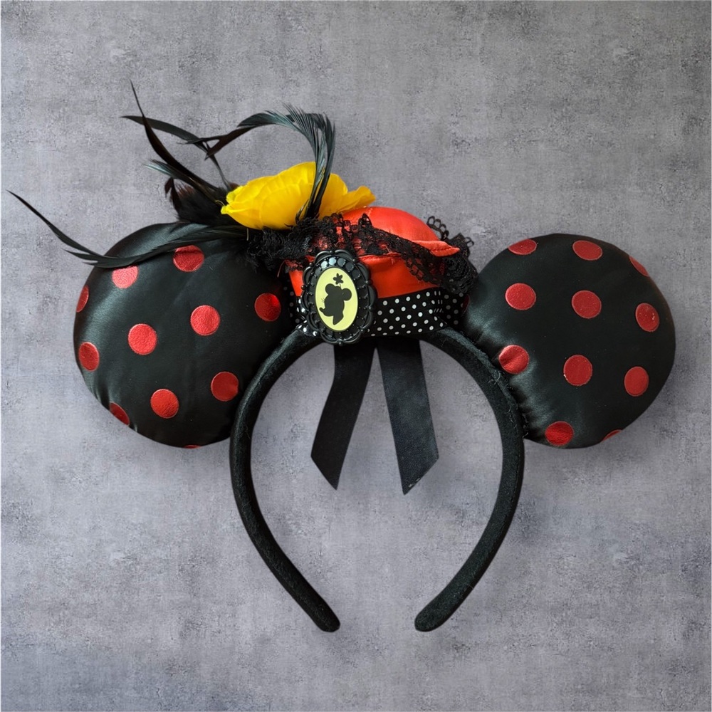 Disney Parks Exclusive Victorian Cameo Minnie Mickey Ears Dapper Day Red & Black